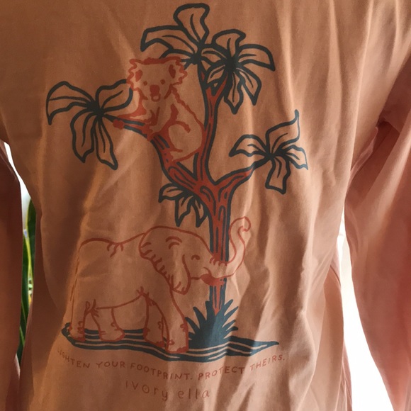 Ivory Ella xs long sleeve tee shirt with koala & elephant - Picture 6 of 8